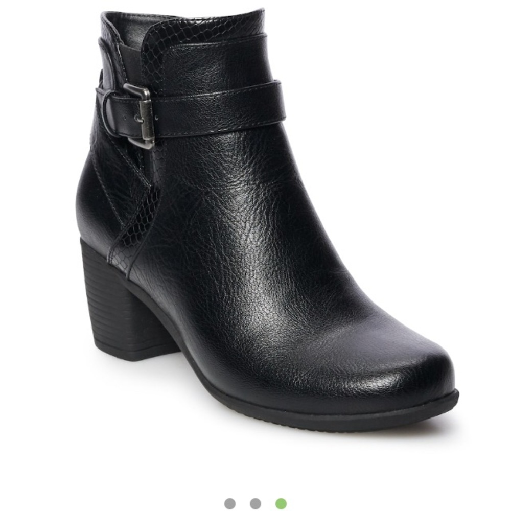 Croft & Barrow Women's Ankle Boots
8 1/2 Black